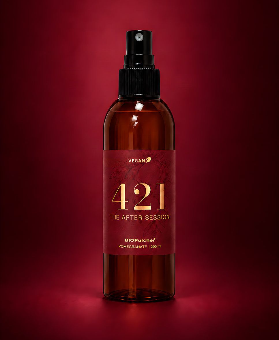 421 The After Session, 200 ml spray bottle, Pomegranate scent, on a red background